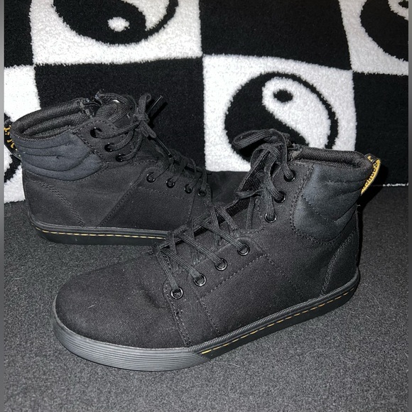 Dr. Marten canvas mid top shoes - Picture 2 of 4